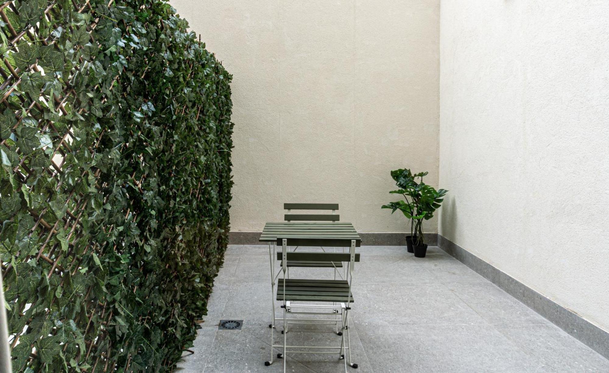 Osito Hub - Duque De Gaeta Apartman Valencia Kültér fotó